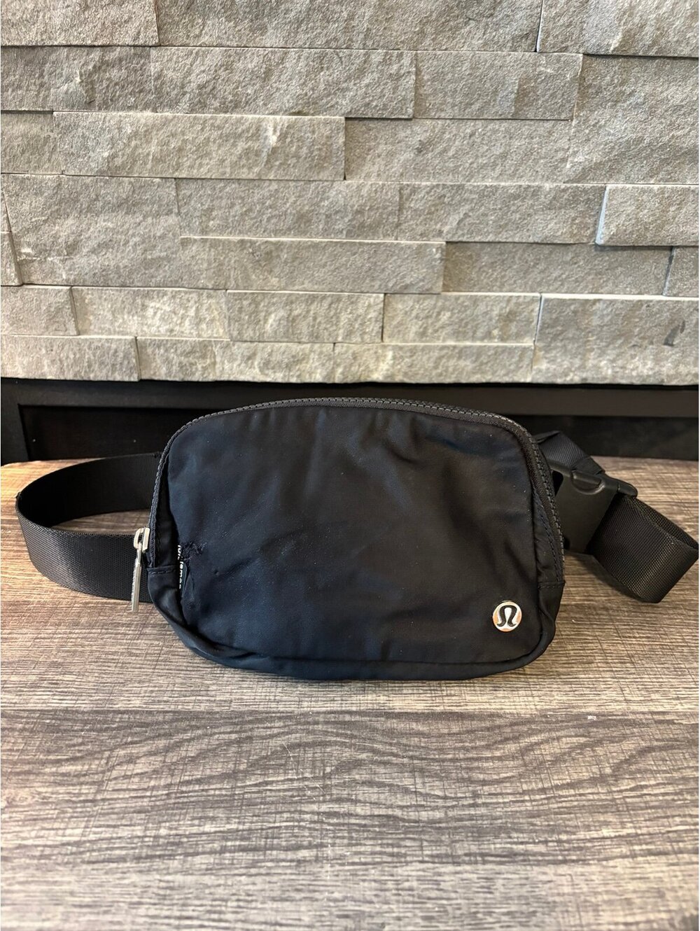Lululemon Everywhere Belt Bag Black